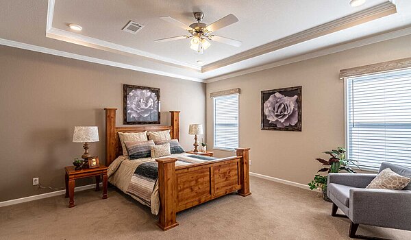 Fiesta / The Somerset 320FT32604A Interior 69248
