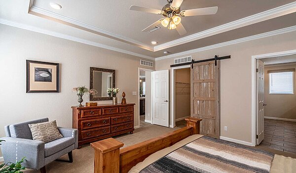 Fiesta / The Somerset 320FT32604A Interior 69249