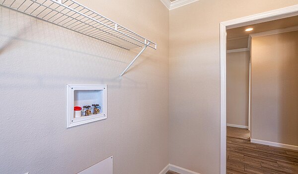 Fiesta / The Somerset 320FT32604A Interior 69254