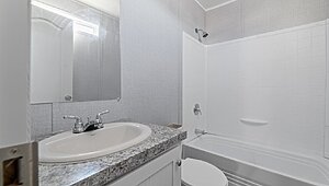 Move In Ready!! On Land**16683G - We deliver everywhere in TX! / 16683G Bathroom 82957