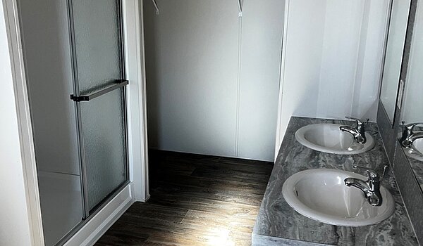 Pinnacle / 16763P Bathroom 83210