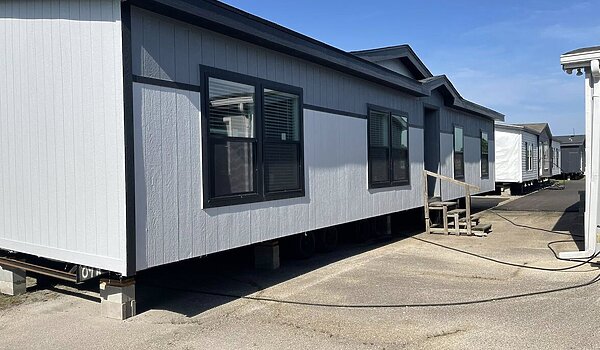 BIGGEST DEAL ON THE LOT STOCK MODEL ONLY **Homeland** / 30544H Exterior 83222