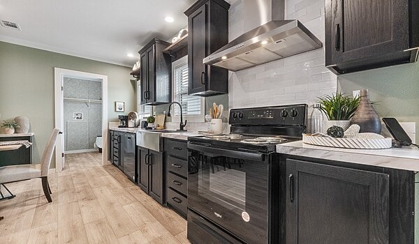 BIGGEST DEAL ON THE LOT STOCK MODEL ONLY **Homeland** / 30544H Kitchen 83215