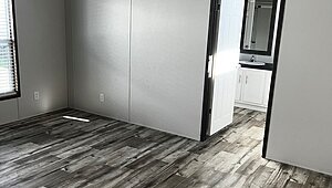 Pinnacle / 16763B Bedroom 83245