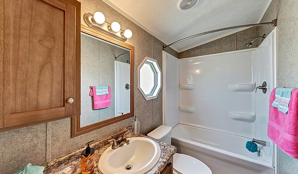 Heritage / 1680-32C Bathroom 75190