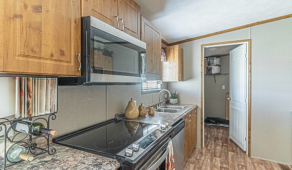 Heritage / 3248-32A Kitchen 69657