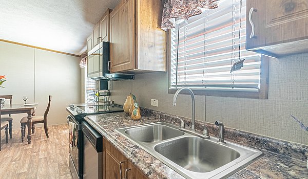 Heritage / 3248-32A Kitchen 69658