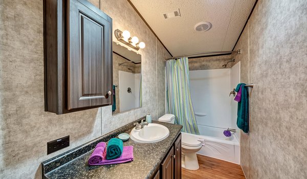 Classic / 3272-53B Bathroom 24610