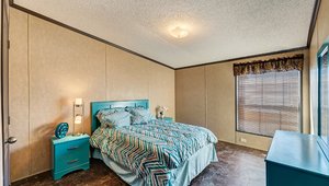 Heritage / Paisley 3264-32A - Sold Bedroom 10879