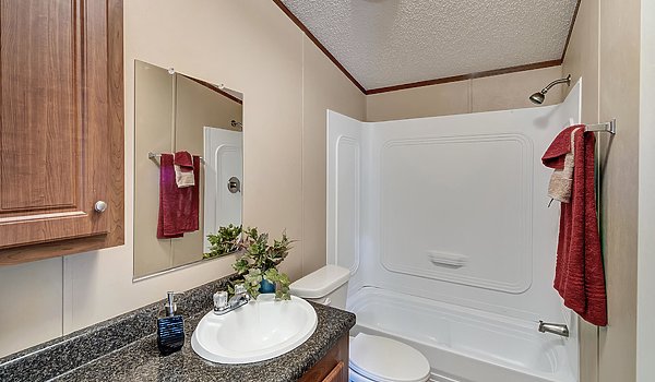 Heritage / H-1672-32D Bathroom 73082