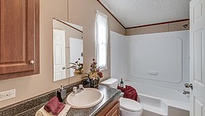 Heritage / H-1672-32D Bathroom 73081