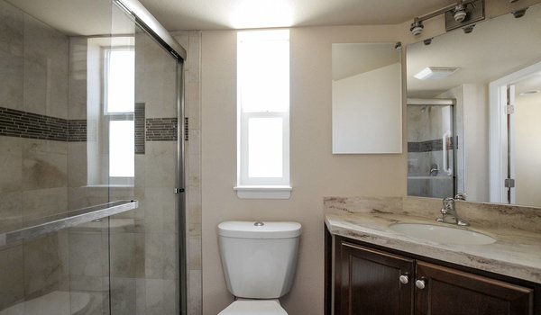 Sierra Limited / SL-09 Bathroom 15049