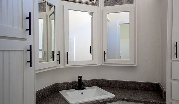 Malibu / MA-1135L-21 Bathroom 68921