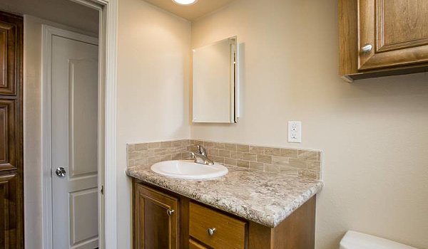 Park Model RV / 504 Bathroom 48684