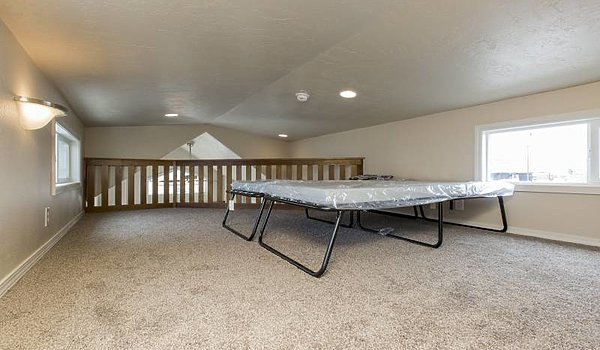Park Model RV / 504 Bedroom 48681