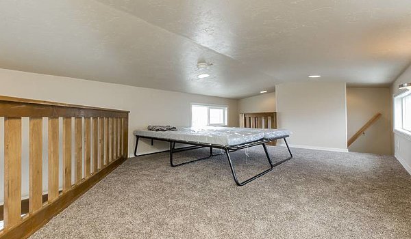 Park Model RV / 504 Bedroom 48682