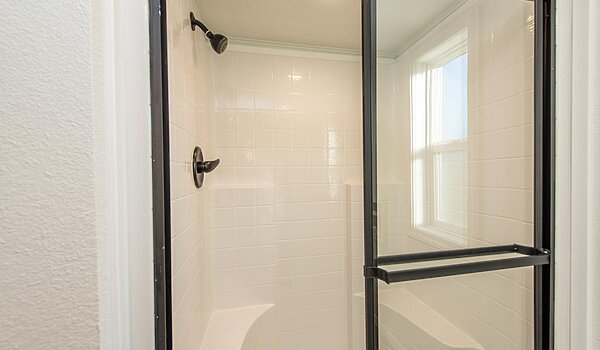 Park Model RV / PM 528 Interior 122903