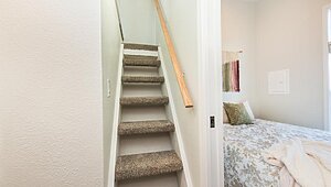 Park Model RV / PM 528 Interior 122904