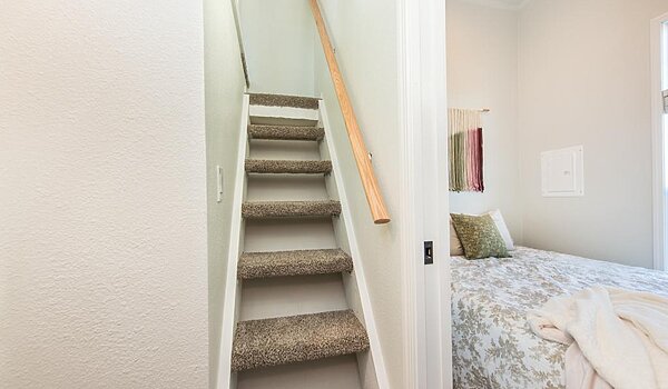 Park Model RV / PM 528 Interior 122904