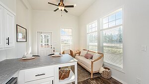 Park Model RV / PM 528 Interior 122892