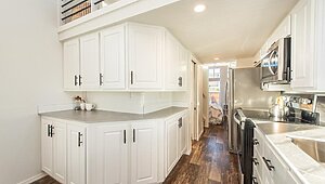 Park Model RV / PM 528 Interior 122899