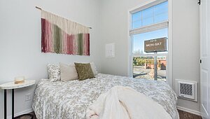 Park Model RV / PM 528 Interior 122900