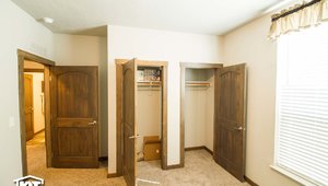 Cedar Canyon / 2076-V1 Bedroom 6299