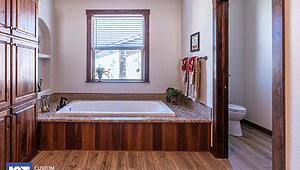 Grand Manor / 6013 Bathroom 123538