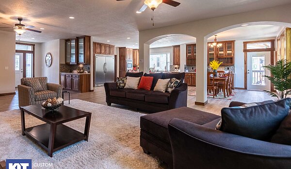 Grand Manor / 6013 Kitchen 123510