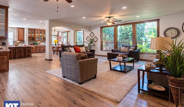 Grand Manor / 6013 Interior 123526