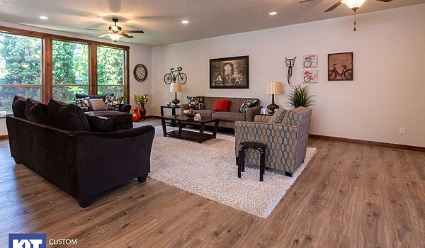 Grand Manor / 6013 Interior 123529