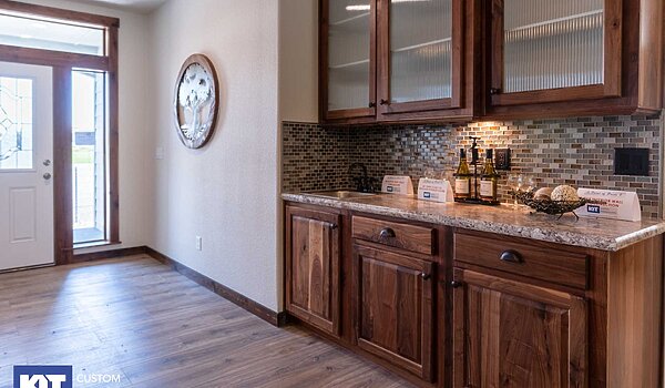 Grand Manor / 6013 Interior 123530