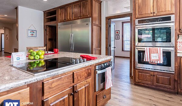 Grand Manor / 6013 Interior 123517