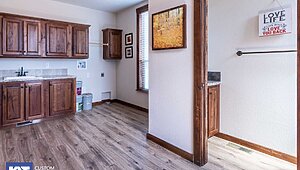 Grand Manor / 6013 Utility 123546