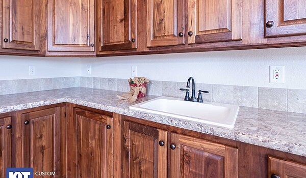 Grand Manor / 6013 Utility 123547