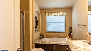 Pinehurst / 2504-2 Bathroom 59680