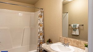 Pinehurst / 2504-2 Bathroom 59682