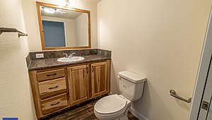 Cedar Canyon / 2071 V2 Bathroom 67703