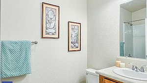Cedar Canyon / 2032-3 Bathroom 72753