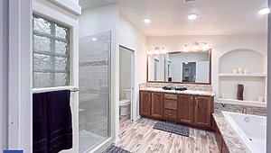 Cedar Canyon / 2076-4 Bathroom 90952