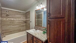 Pinehurst / 2506 with Tag and Porch-2 Bathroom 113376