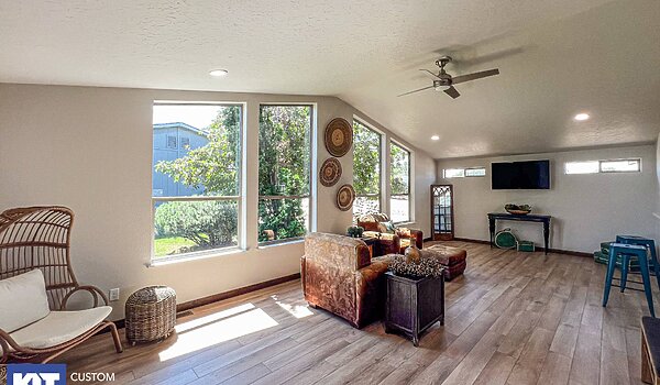 Pinehurst / 2506 with Tag and Porch-2 Interior 113372