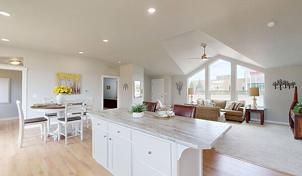 Pinehurst / 2504-4 Interior 113386