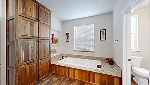 Grand Manor / 6013-4 Interior 113411