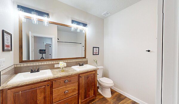 Grand Manor / 6013-4 Interior 113412