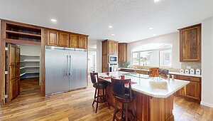Grand Manor / 6013-4 Kitchen 113401