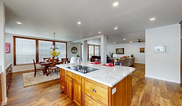 Grand Manor / 6013-4 Interior 113403