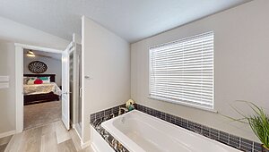 Grand Manor / 6009-4 Interior 113501