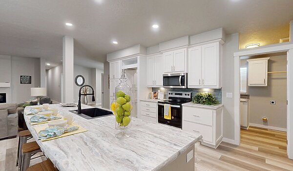 Grand Manor / 6009-4 Interior 113491