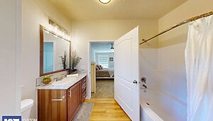 Pinehurst / 2502-4 Bathroom 115461